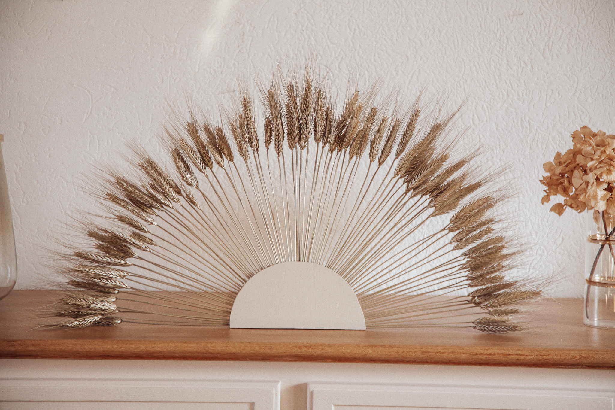 Un éventail de blés ou « Wheat fan wall »