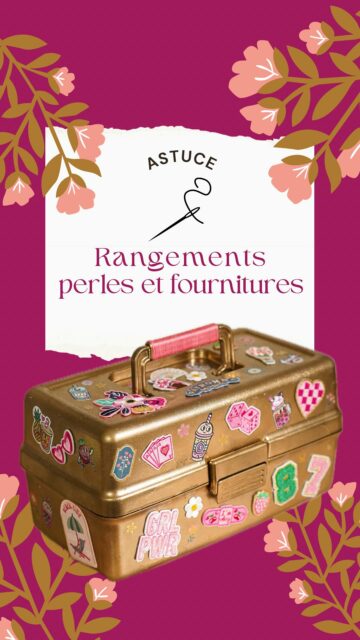 Attention, c’est très girly 😂✨
Bon… ça va faire presque 20 ans que je me trimballe cette mallette ! Elle est géniale, mais j’avais envie de pimper un peu l’extérieur pour camoufler les rayures et autres marques d’usure.
Un p’tit coup de bombe de peinture gold effet chromé, plein de patchs et de stickers… et le tour est joué ! 💖✨
J’en profite aussi pour vous montrer toutes mes mini astuces de rangement pour les perles, les apprêts et toutes mes fournitures pour créer des bijoux.
Je suis trop contente du résultat : tout est bien rangé et j’y vois tellement plus clair 😍
Peut-être que cela vous donnera des idées 😊
#organisation #rangementperles #diy #diyperles #custom