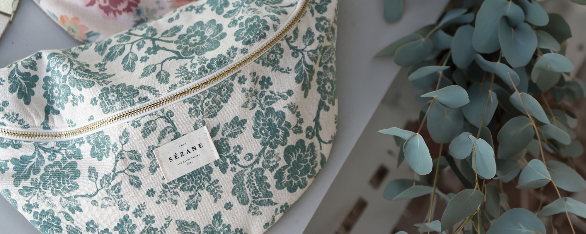 Upcycler un totebag Sézane en sac banane